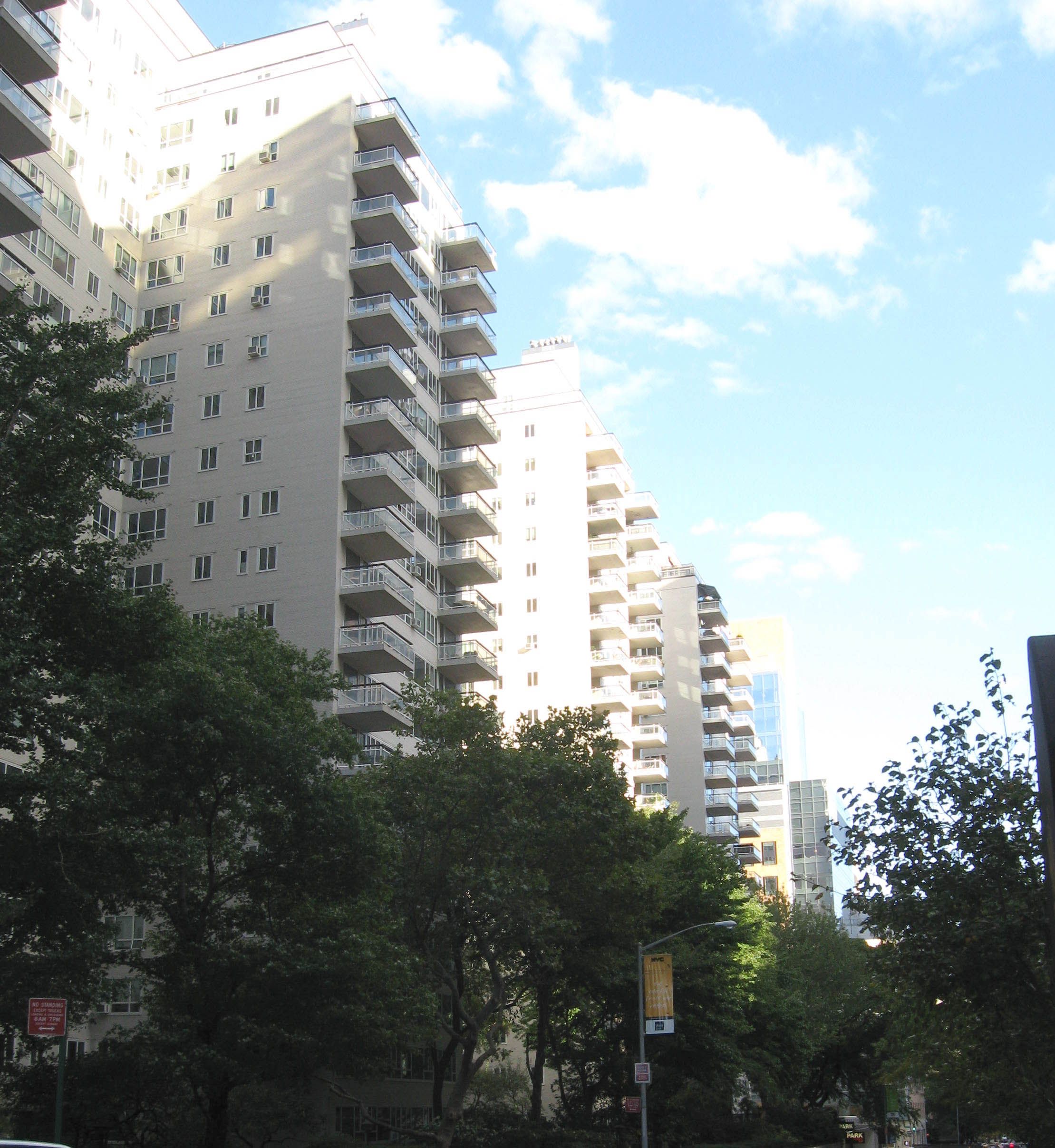 Manhattan House